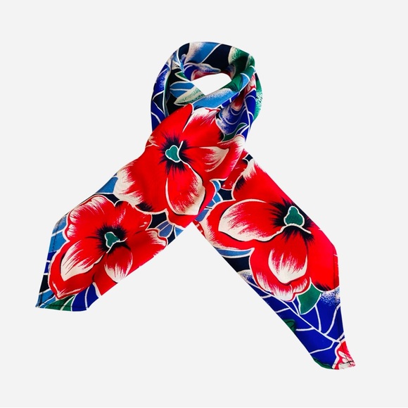 NWT SIlklette Floral Bloom NWT SILKLETTE Spotted 100% Fine Silk Kerchief Scarf - Picture 5 of 6